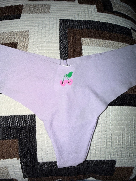 PINK Victoria's Secret Other - PINK
NO-SHOW HIGH-LEG THONG PANTY cherry design